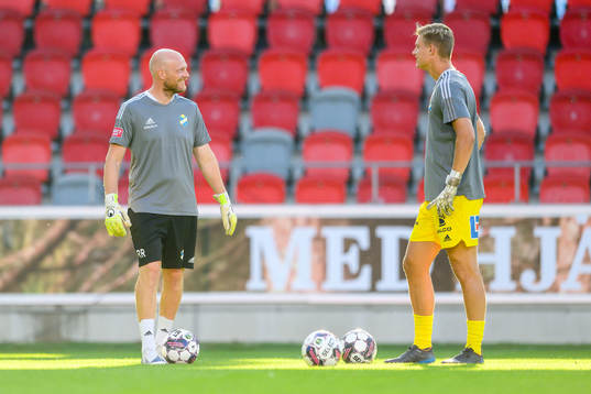 Östers målvaktstränare Rasmus Rydén och målvakt