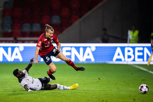 Örebros Nasiru Moro och Östers Jesper Jonasson Westermark