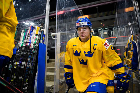Emil Andrae of Sweden at warm-up