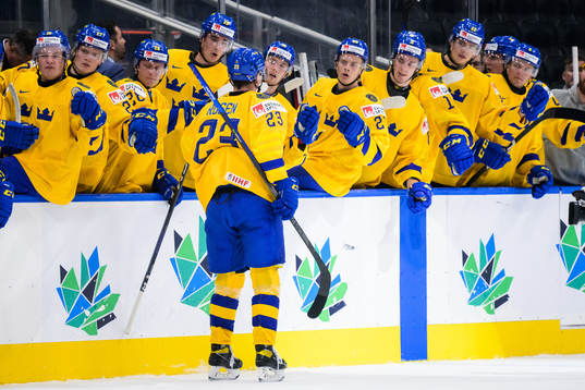 Isak Rosén of Sweden cdelebrates