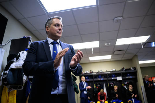 Head coach Tomas Montén of Sweden celebrates