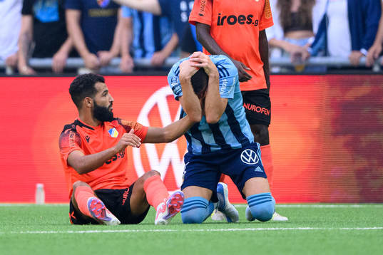 Haris Radetinac of Djurgården is injured