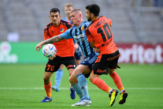 Victor Edvardsen of Djurgården and Lucas Villafanez of