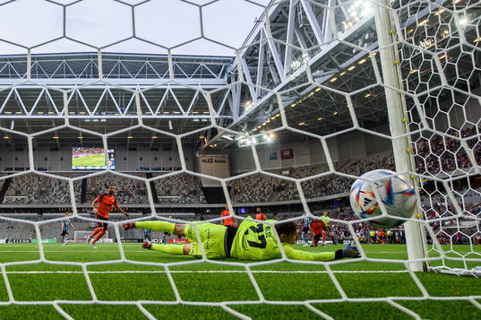goalkeeper Vid Belec of Apoel as Gustav Wikheim of