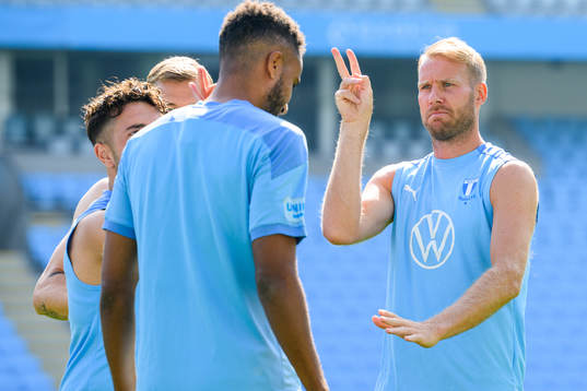 Isaac Kiese Thelin and Ola Toivonen