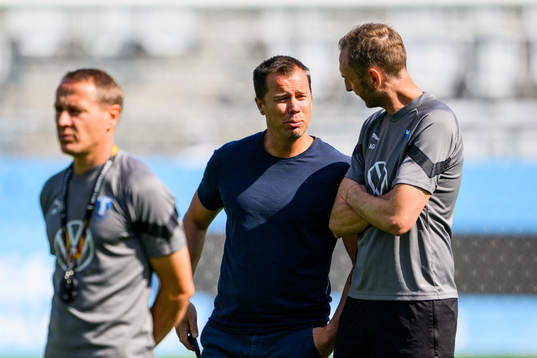 Daniel Andersson, head of sports and head coach Andreas