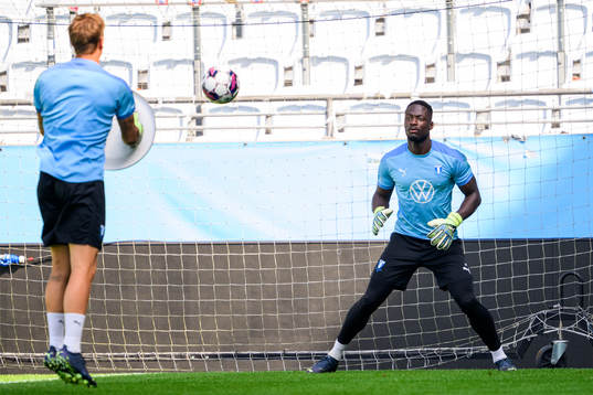 Goalkeeper Ismael Diawara