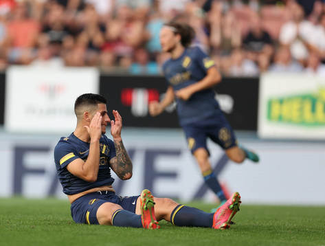 Nicolas Stefanelli of AIK looks dejected