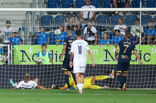 Vlasiy Sinyavskiy of Slovacko scores 2-1
