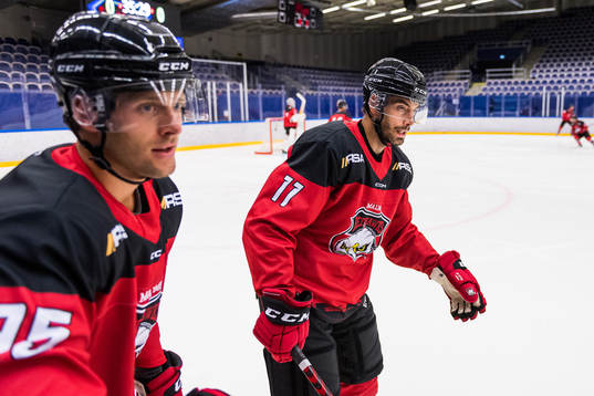 Malmö Redhawks Carl Persson och Markus Lauridsen