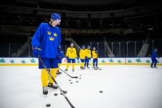 Oskar Olausson of Sweden at a practice session