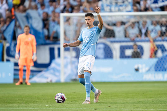 Dennis Hadzikadunic of Malmö FF