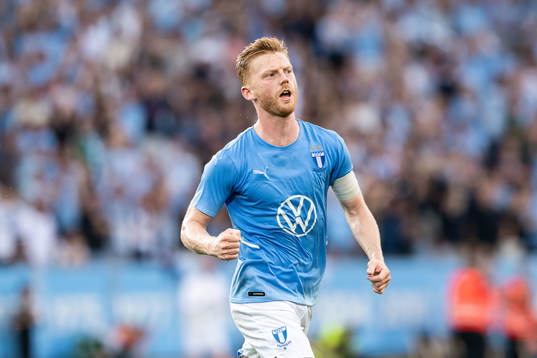 Anders Christiansen of Malmö FF celebrates