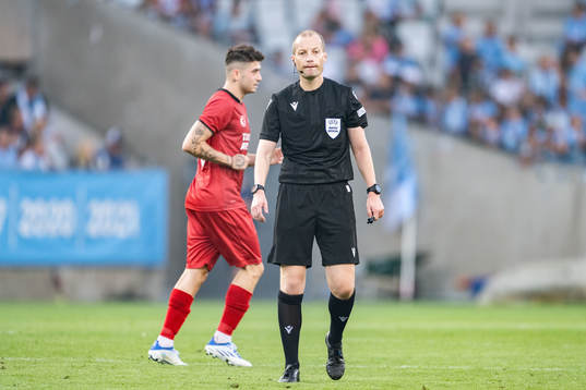Referee William Collum