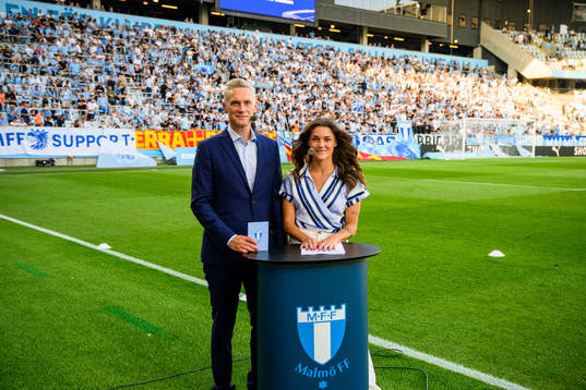 Communication director Mattias Larsson and Saga Fredriksson