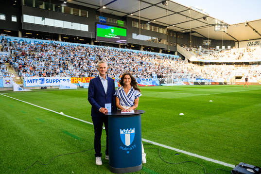 Communication director Mattias Larsson and Saga Fredriksson