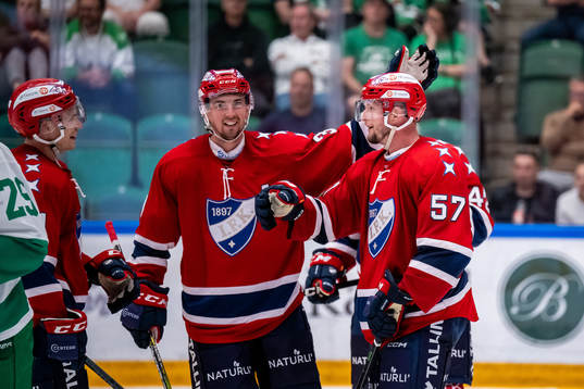 Helsinfors Johan Motin jublar