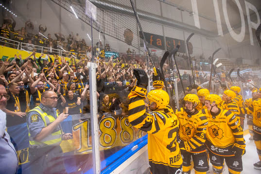 Skellefteå tackar klacken
