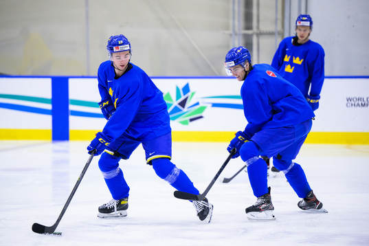 Isak Rosén and Daniel Ljungman of Sweden at a practice