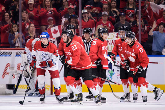 Mason McTavish of Canada celebrates his 4-0 goal with