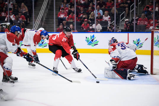 William Dufour of Canada challenges Jiri Tichacek, David