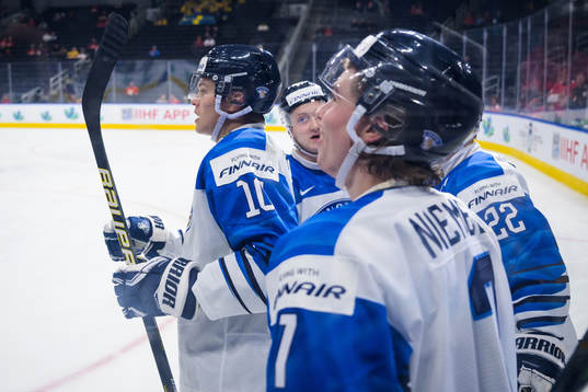 Kasper Puutio of Finland celebrates