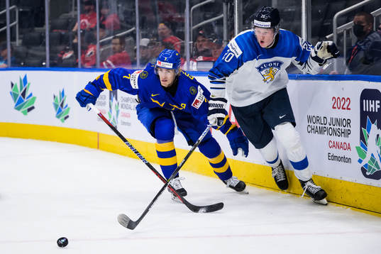 Simon Edvinsson of Sweden and Samuel Helenius of Finland