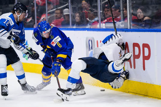 Joel Määttä and Kasper Simontaival of Finland challenge