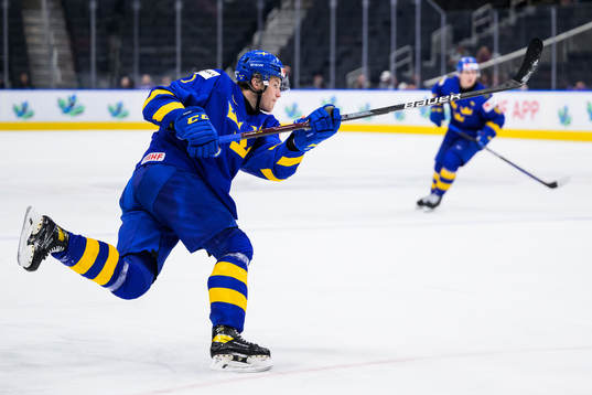 Oskar Olausson of Sweden