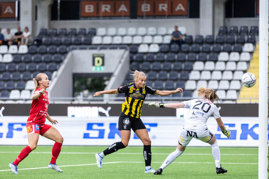 Häckens Stine Larsen gör 4-0