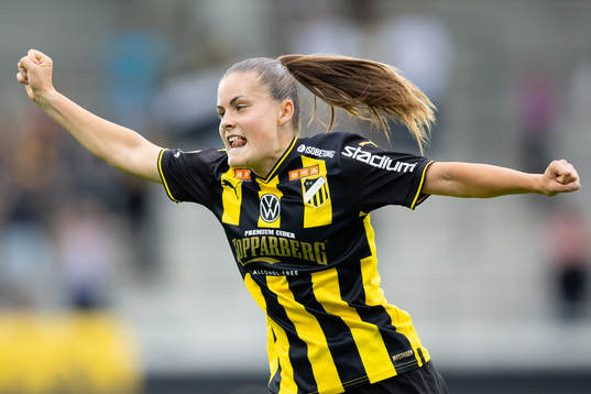 Häckens Hanna Wijk jublar
