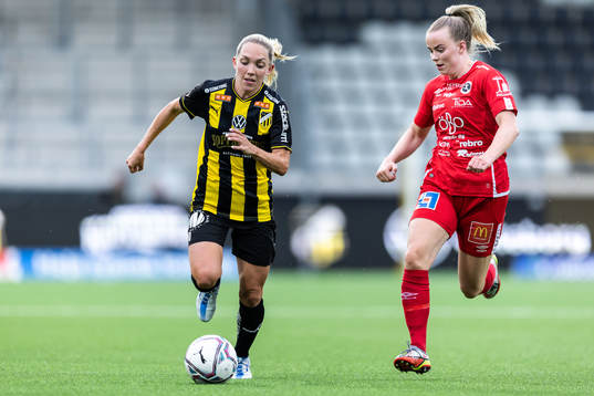 Häckens Elin Rubensson och Örebros Berglind Ros