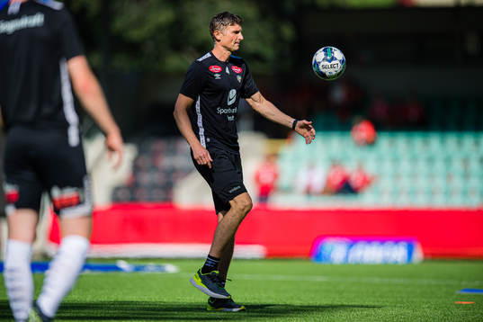 Tore André Flo, head coach of Sogndal