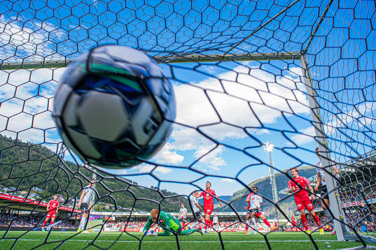 Aune Selland Heggebø of Brann scores the 0-2 goal