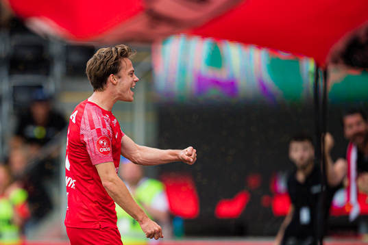 Felix Horn Myhre of Brann celebrates
