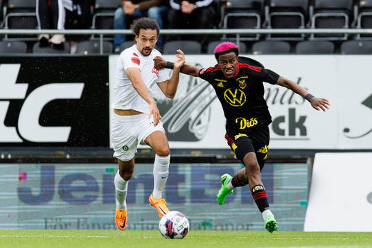 Brommapojkarnas Monir Jelassi och Östersunds Chovanie