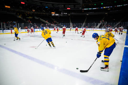 Victor Stjernborg of Sweden at warm-up