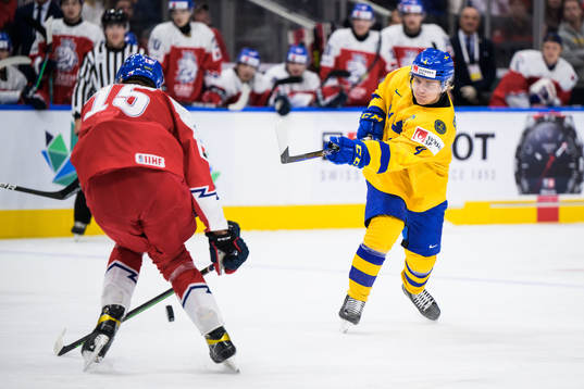 Jakub Kos of Czech Republic and Emil Andrae of Sweden