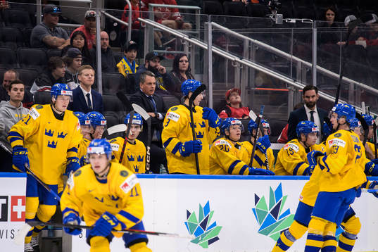 Assistant coach Patrik Andersson, head coach Tomas Montén