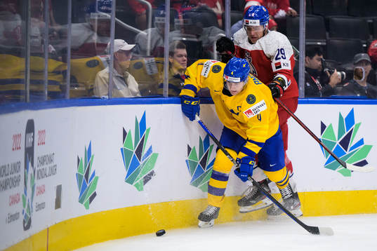 Emil Andrae of Sweden and Martin Rysavy of Czech Republic