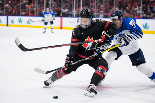 Connor Bedard of Canada and Oliver Kapanen of Finland