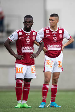 Sandvikens Kofi Fosuhene Asare och Danilo Al-Saed deppar