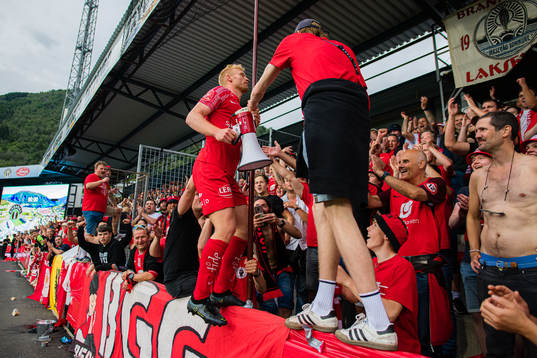Sivert Heltne Nilsen of Brann celebrates