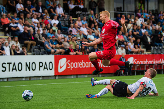 Sivert Heltne Nilsen of Brann and Per-Egil Hough Flo of