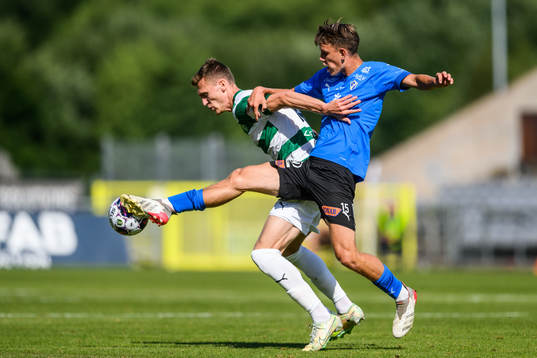 Västerås SKs Viktor Granath och Halmstads Kazper Karlsson