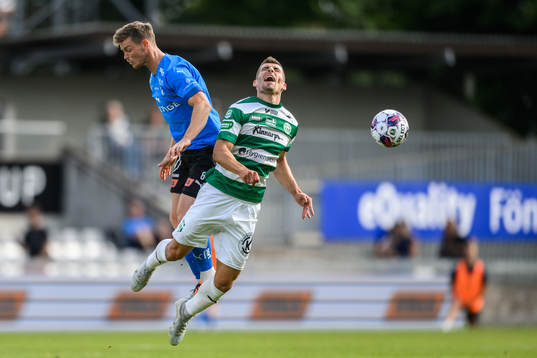 Halmstads Jonathan Svedberg och Västerås SKs Michal Pawlik