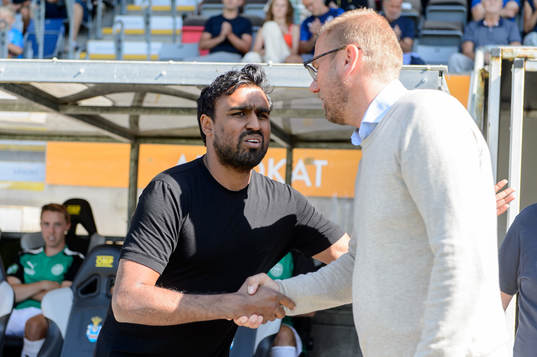 Västerås SKs tränare Kalle Karlsson och Halmstads