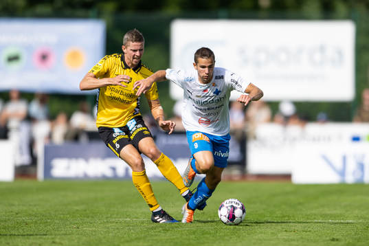 Elfsborgs André Ibsen Rømer och Värnamos Oscar Johansson