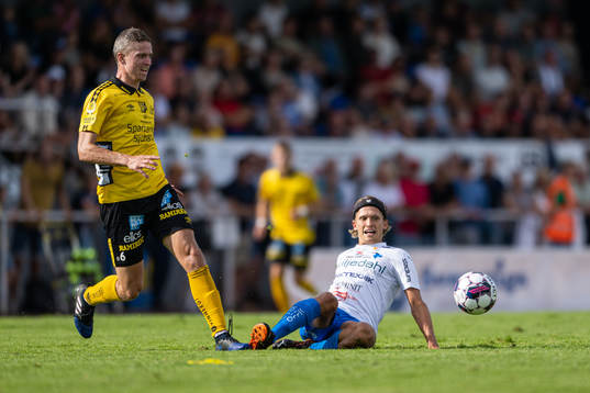 Elfsborgs André Ibsen Rømer och Värnamos Charlie