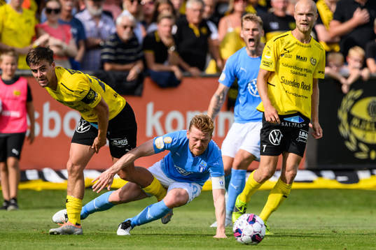 Mjällbys Jesper Gustavsson och Malmö FFs Anders